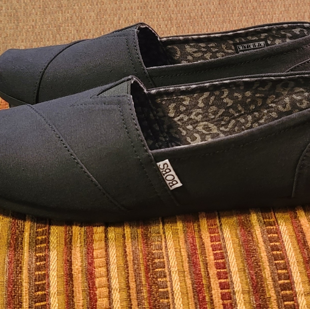 BOBS women's casual shoes